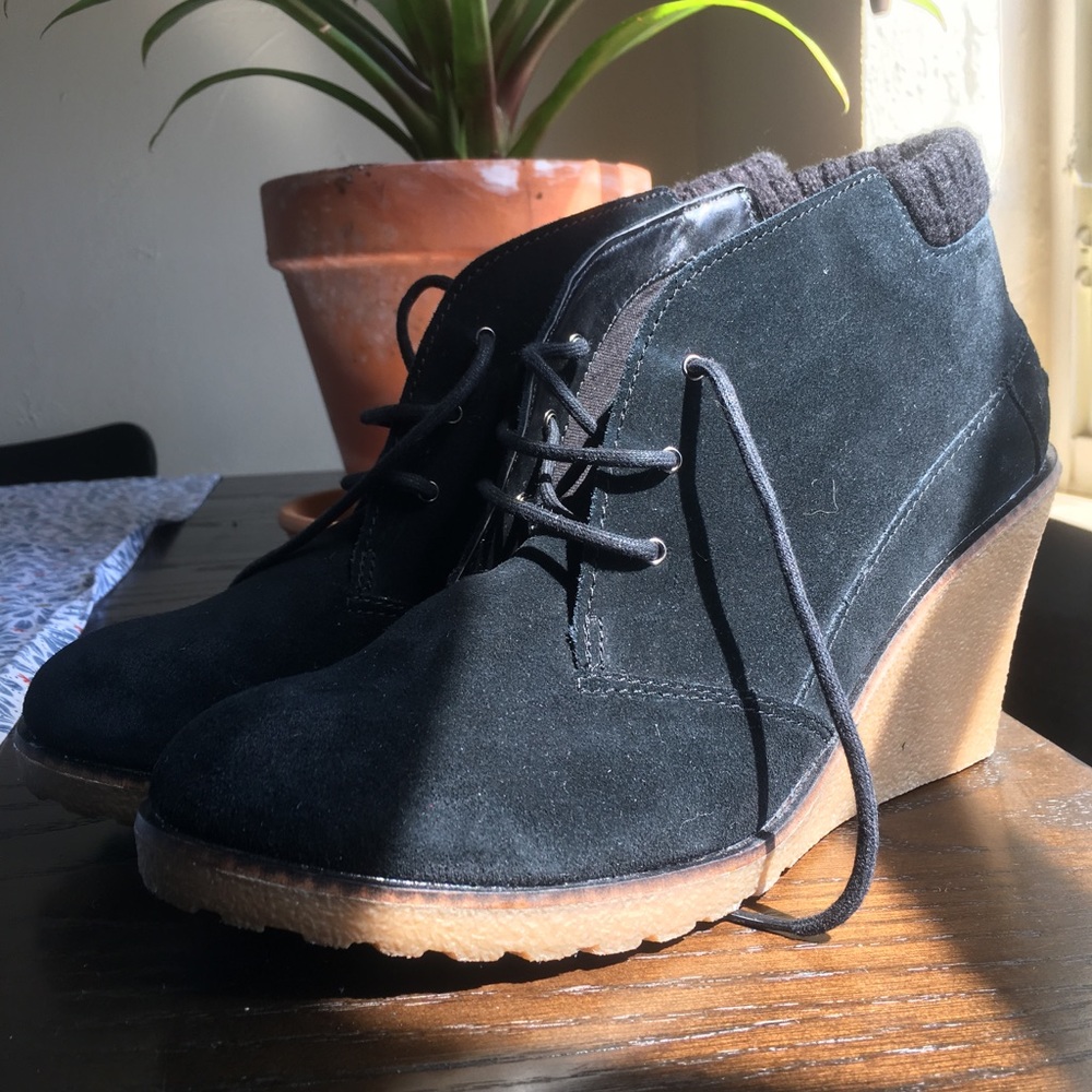 Lacoste Black Suede Leren Ankle Booties